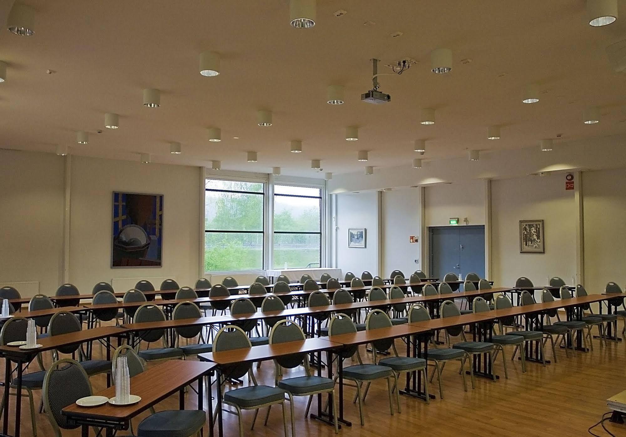 Finlandia Hotel Isovalkeinen กัวปิโอ ภายนอก รูปภาพ