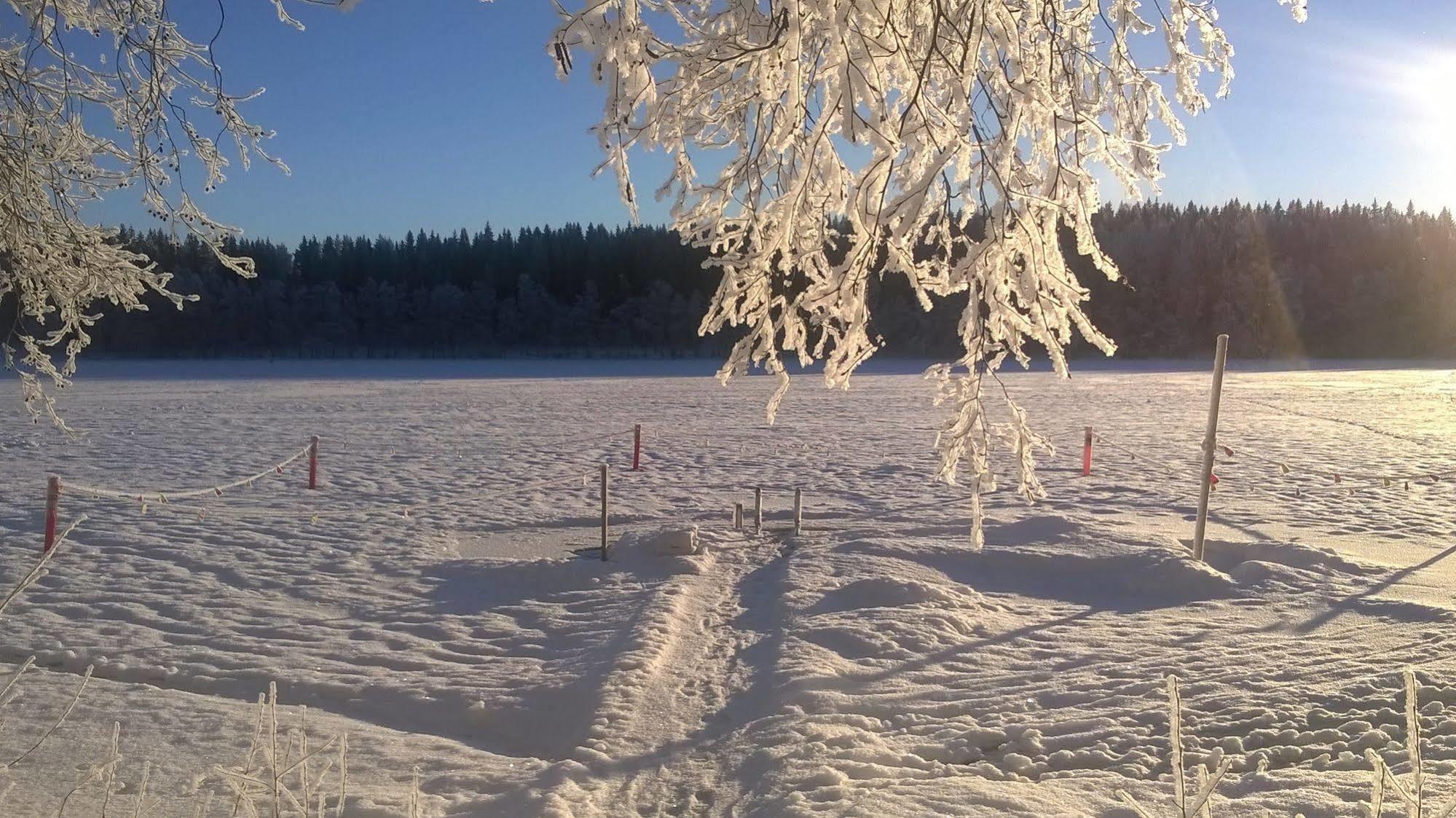 Finlandia Hotel Isovalkeinen กัวปิโอ ภายนอก รูปภาพ
